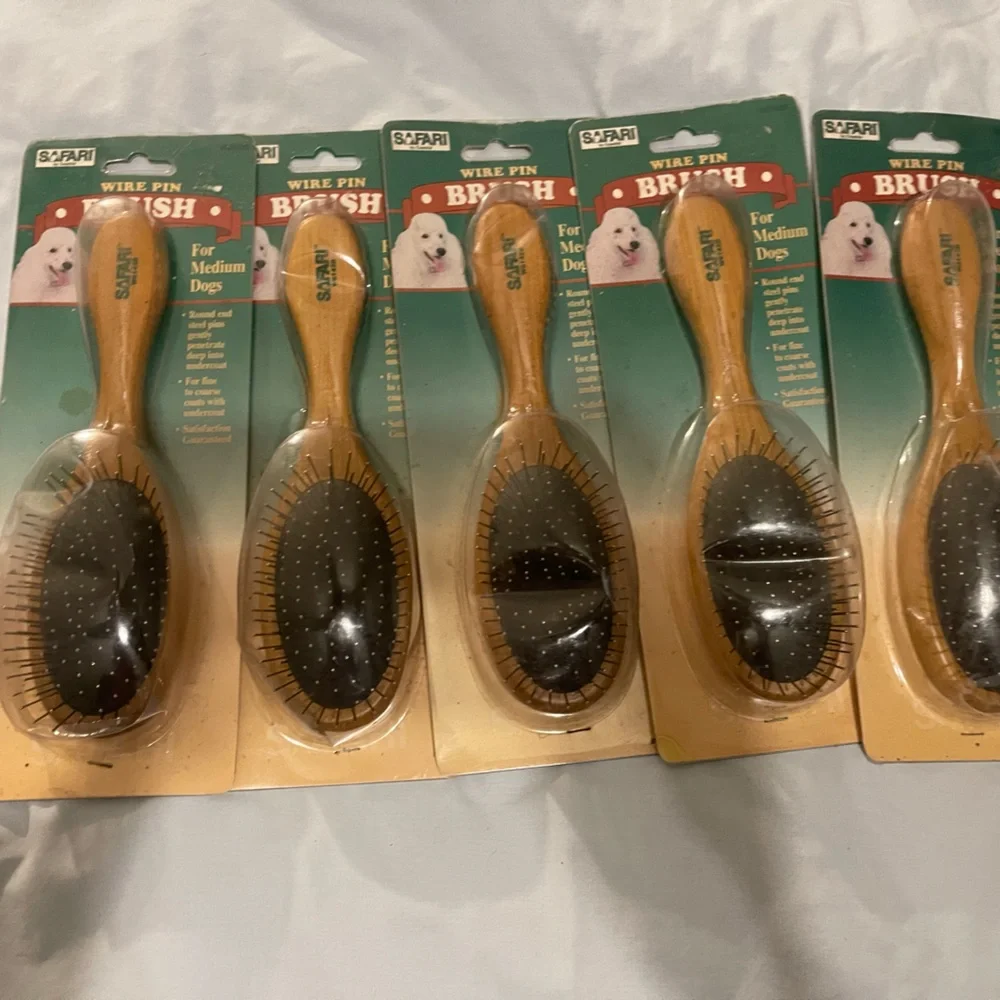 Safari Dog Brush Set of 5 New in Pack
